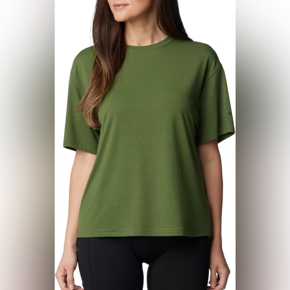 Columbia- Women's Casual short sleeve